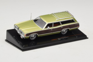 Ford LTD Country Squire Green Bronze IXO 1:43 CLC608N Metalas - nuotrauka 2 iš 5