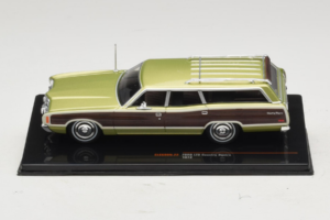 Ford LTD Country Squire Green Bronze IXO 1:43 CLC608N Metalas