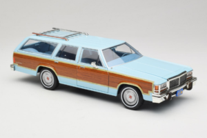 Ford LTD Country Squire Charlie's Angels Movie GreenLight 1:18 19066 Metalas - nuotrauka 6 iš 8