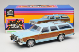 Ford LTD Country Squire Charlie's Angels Movie GreenLight 1:18 19066 Metalas - nuotrauka 8 iš 8