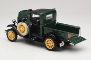 Ford Model A Pickup Valley Green Motor City 1:18 40003 Metalas - nuotrauka 5 iš 8