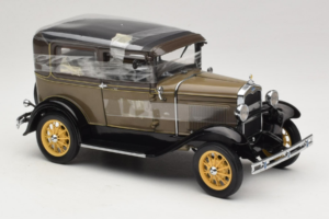 Ford Model A Tudor Chicle Drab Motor City 1:18 41003 Metalas - nuotrauka 4 iš 6