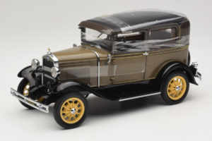 Ford Model A Tudor Chicle Drab Motor City 1:18 41003 Metalas