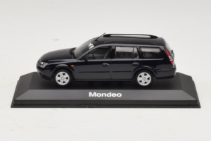 Ford Mondeo Mk3 Touring Juodas Minichamps 1:43 MONDEO003 Metalas