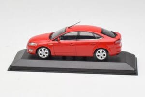 Ford Mondeo Mk4 Colorado Raudonas Minichamps 1:43 MONDEO001 Metalas