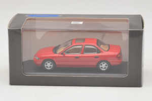 Ford Mondeo Mk1 Sedanas Raudonas Minichamps 1:43 082000 Metalas - nuotrauka 4 iš 4