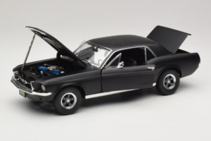 Ford Mustang Creed Movie GreenLight 1:18 13611 Metalas - nuotrauka 2 iš 8