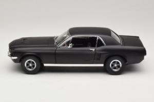 Ford Mustang Creed Movie GreenLight 1:18 13611 Metalas - nuotrauka 4 iš 8