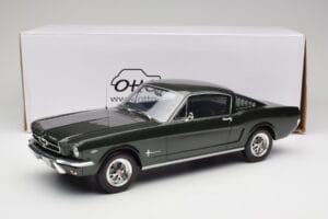 Ford Mustang Fastback Ivy Green Otto 1:12 G079 Derva - nuotrauka 6 iš 6