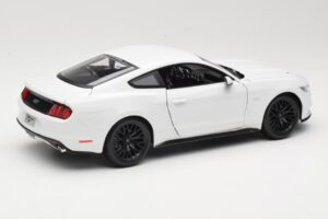 Ford Mustang GT S550 Baltas Maisto 1:18 31197 Metalas - nuotrauka 3 iš 8