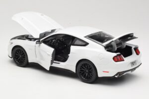 Ford Mustang GT S550 Baltas Maisto 1:18 31197 Metalas - nuotrauka 5 iš 8