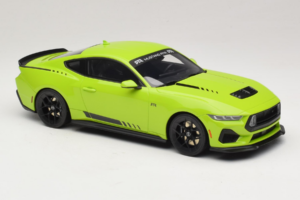 Ford Mustang RTR Spec 3 Geltonas GT Spirit 1:18 GT565 Derva - nuotrauka 4 iš 6