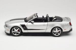 Ford Mustang S197 Roush 427R Kabrioletas Sidabrinis Maisto 1:18 31669 Metalas - nuotrauka 4 iš 8
