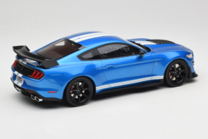 Ford Mustang Shelby GT500 S550 Mėlynas GT Spirit 1:18 GT268 Derva - nuotrauka 2 iš 6