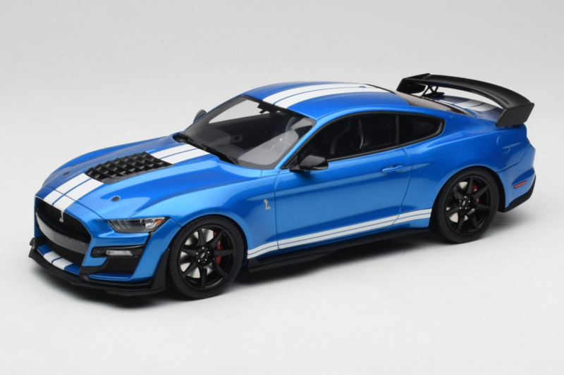 Ford Mustang Shelby GT500 S550 Mėlynas GT Spirit 1:18 GT268 Derva