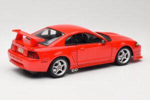 Ford Mustang SVT Cobra R SN95 Raudonas Maisto 1:18 531872 Metalas - nuotrauka 3 iš 8