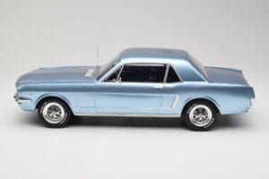 Ford Mustang V8 Hardtop Pony GT Silver Blue GT Spirit 1:12 G089 Derva - nuotrauka 3 iš 6