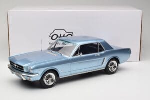 Ford Mustang V8 Hardtop Pony GT Silver Blue GT Spirit 1:12 G089 Derva - nuotrauka 6 iš 6