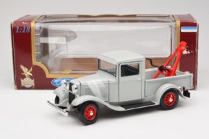 Ford Pick-Up Wrecker Pilkas Road Signature 1:18 92257 Metalas - nuotrauka 8 iš 8