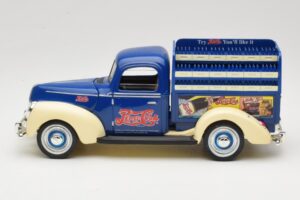 Ford Pepsi-Cola Replica Golden Wheel 1:18 PF351 Metalas - nuotrauka 4 iš 8