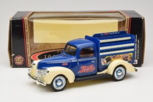 Ford Pepsi-Cola Replica Golden Wheel 1:18 PF351 Metalas - nuotrauka 8 iš 8