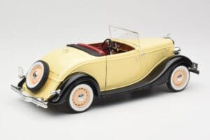 Ford Roadster Dearborn Yellow Solido 1:18 8008 Metalas - nuotrauka 3 iš 8