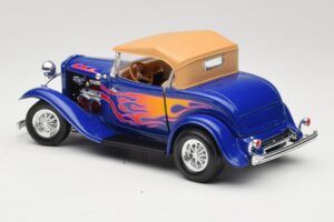 Ford Roadster Street Rod Mėlynas with Fire Road Signature 1:18 92249 Metalas - nuotrauka 7 iš 8