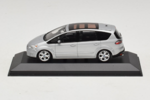 Ford S-Max Sidabrinis Minichamps 1:43 SMAX001 Metalas
