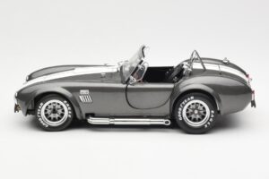 Ford Shelby Cobra 427 S/C Pilkas Metalas Su Baltais Juostomis Kyosho 1:18 08045GRW Metalas - nuotrauka 4 iš 8