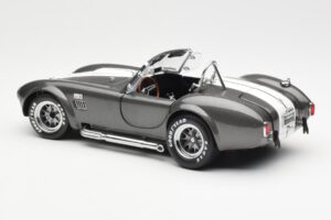 Ford Shelby Cobra 427 S/C Pilkas Metalas Su Baltais Juostomis Kyosho 1:18 08045GRW Metalas - nuotrauka 7 iš 8