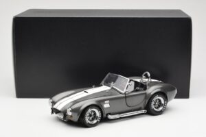Ford Shelby Cobra 427 S/C Pilkas Metalas Su Baltais Juostomis Kyosho 1:18 08045GRW Metalas - nuotrauka 8 iš 8