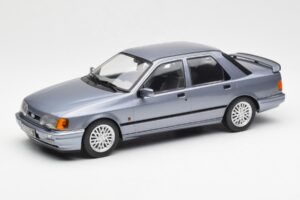 Ford Sierra RS Cosworth Šviesiai Mėlynas MCG 1:18 MCG18174 Metalas