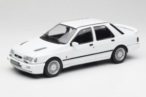 Ford Sierra RS Cosworth 4x4 Baltas MCG 1:18 MCG18353 Metalas