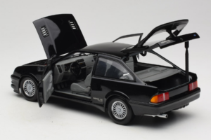 Ford Sierra RS Cosworth Juodas Minichamps 1:18 150084001 Metalas - nuotrauka 5 iš 8