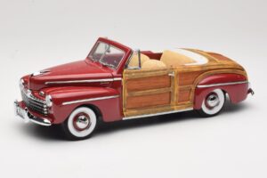 Ford Sportsman Raudonas Road Signature 1:18 20048 Metalas