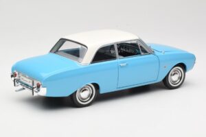 Ford Taunus 17M P2 Mėlynas Revell 1:18 08817 Metalas - nuotrauka 3 iš 8
