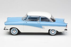 Ford Taunus 17M P2 Šviesiai Mėlynas & Baltas BoS Models 1:18 BOS019 Metalas - nuotrauka 3 iš 6
