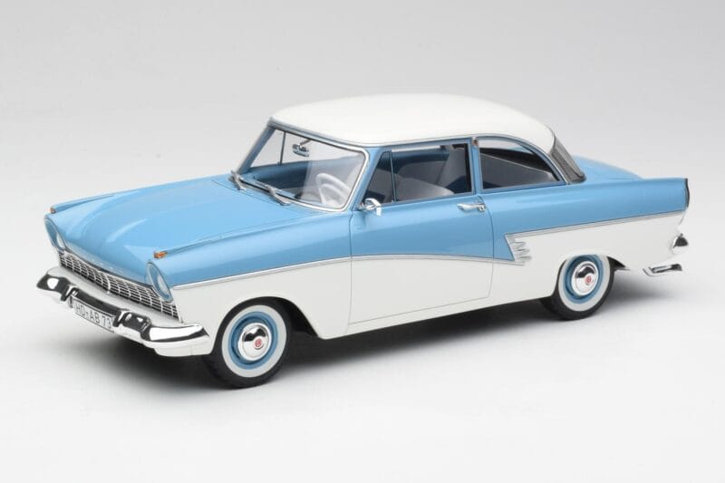 Ford Taunus 17M P2 Šviesiai Mėlynas & Baltas BoS Models 1:18 BOS019 Metalas