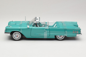 Ford Thunderbird Kabrioletas Žalias Sun Star 1:18 4315-P1 Metalas - nuotrauka 3 iš 6