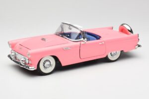 Ford Thunderbird Rožinis Revell 1:18 8804 Metalas