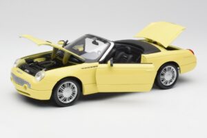 Ford Thunderbird Show Car Geltonas Maisto 1:18 50335 Metalas - nuotrauka 2 iš 8