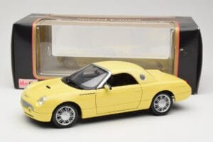 Ford Thunderbird Show Car Geltonas Maisto 1:18 50336 Metalas - nuotrauka 8 iš 8