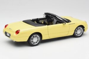 Ford Thunderbird Show Car Geltonas Maisto 1:18 50335 Metalas - nuotrauka 3 iš 8