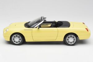 Ford Thunderbird Show Car Geltonas Maisto 1:18 50335 Metalas - nuotrauka 4 iš 8