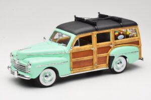Ford Woody Panel Wagon Mėtų Žalia Road Signature 1:18 20028 Metalas