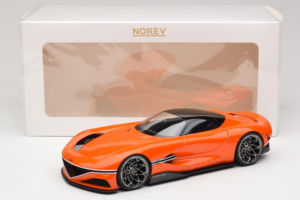 Genesis X Gran Berlinetta VGT Orange Magma Norev 1:18 188032 Metalas - nuotrauka 6 iš 6