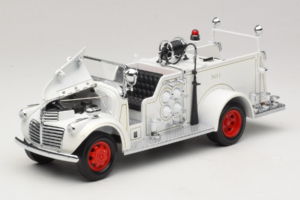 GMC Ugniagesių Automobilis Baltas Road Signature 1:18 20068 Metalas - nuotrauka 2 iš 9
