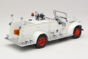 GMC Ugniagesių Automobilis Baltas Road Signature 1:18 20068 Metalas - nuotrauka 3 iš 9
