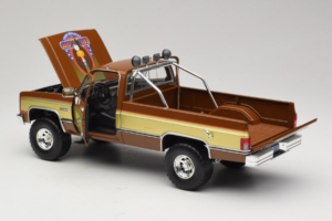 GMC K-2500 Sierra Grande Rudas GreenLight 1:18 13560 Metalas - nuotrauka 5 iš 8
