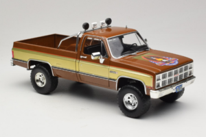GMC K-2500 Sierra Grande Rudas GreenLight 1:18 13560 Metalas - nuotrauka 6 iš 8
